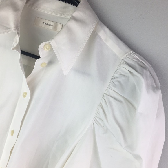 Derek button down blouse crisp cotton with gathered shoulder and sleeves - Picture 3 of 8